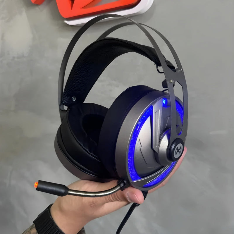 Headset Gamer Preto RGB Com Fio E Microfone Mox MO-GH710 (FONMOGH710)